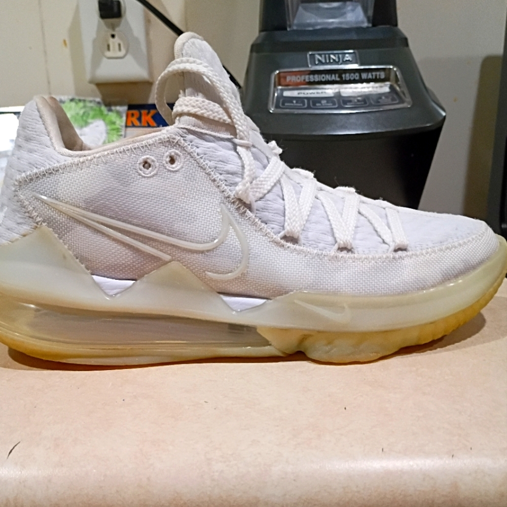 Nike White and Camo Lebron's 17 Low Athletic Sneakers